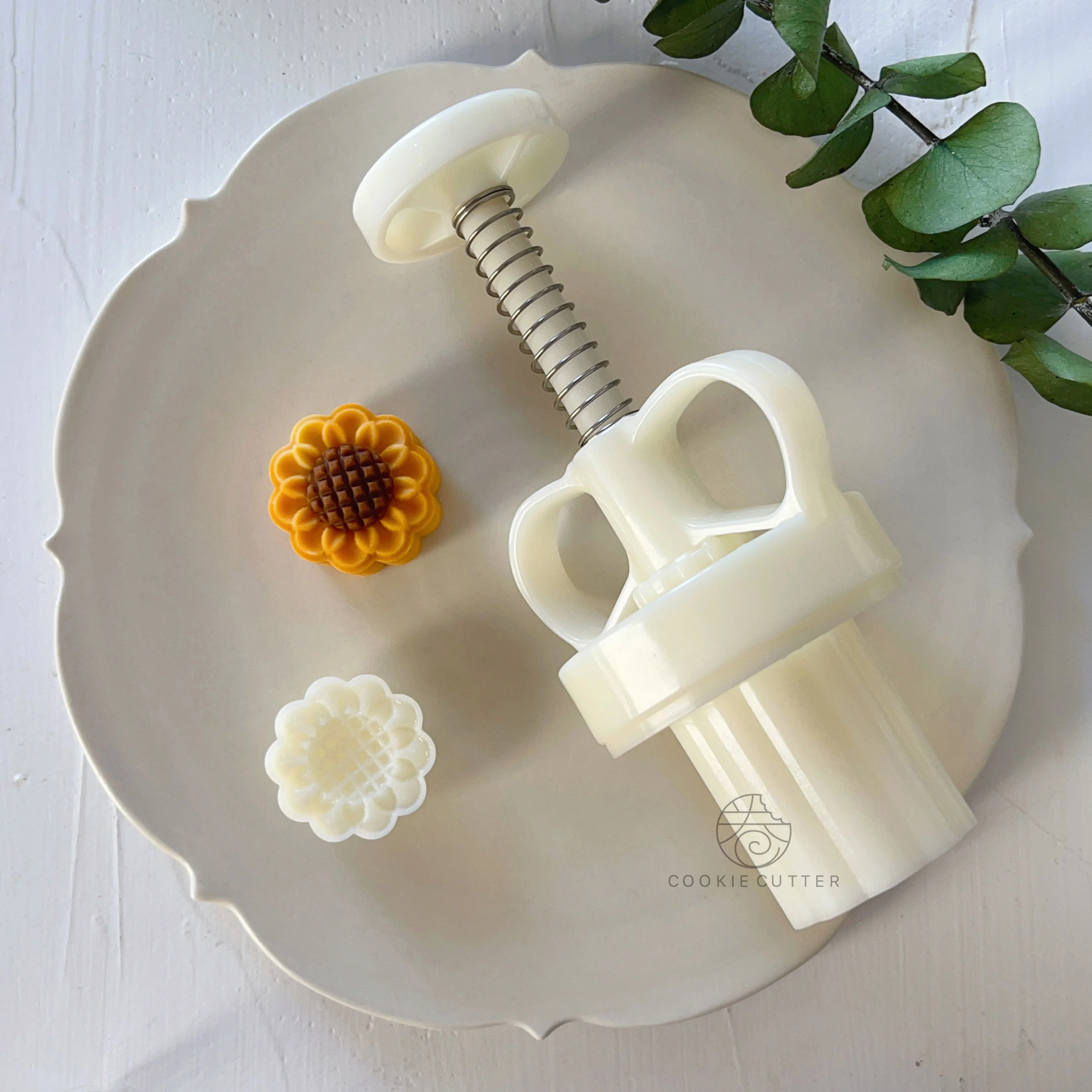 20g Mini Sunflower Shape Moonc - Bunny Cake Mold ulasan dan harga